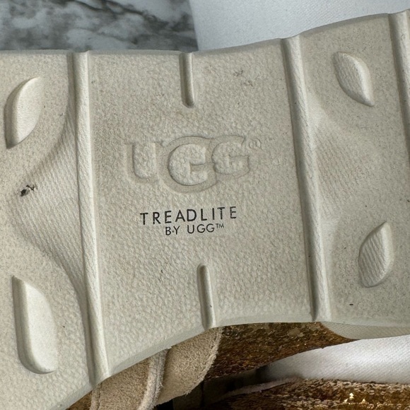 UGG Jaida‎ Glitter Gold Women's Sneakers- Sz 8 - Picture 10 of 10